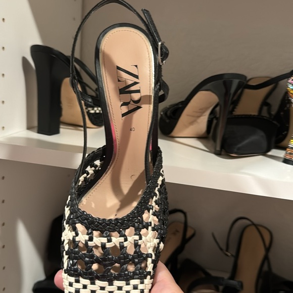 Brand new never worn - Picture 2 of 2